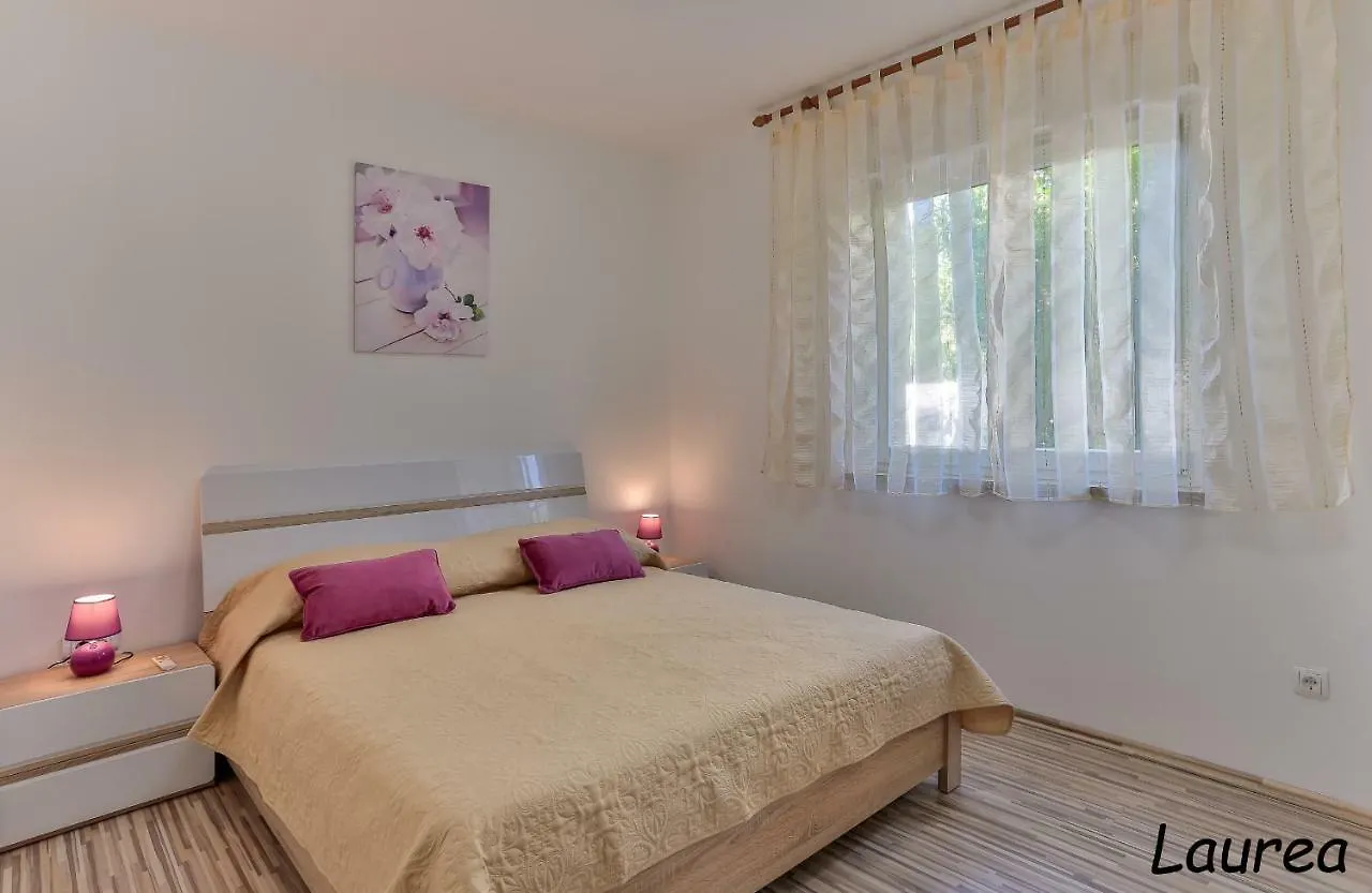 Apartmán Laurea & Casia Pula